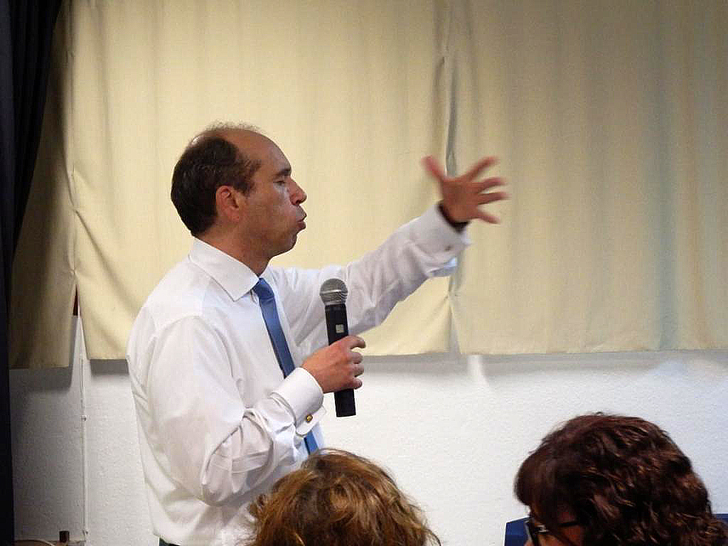 Charla Javier García Rull