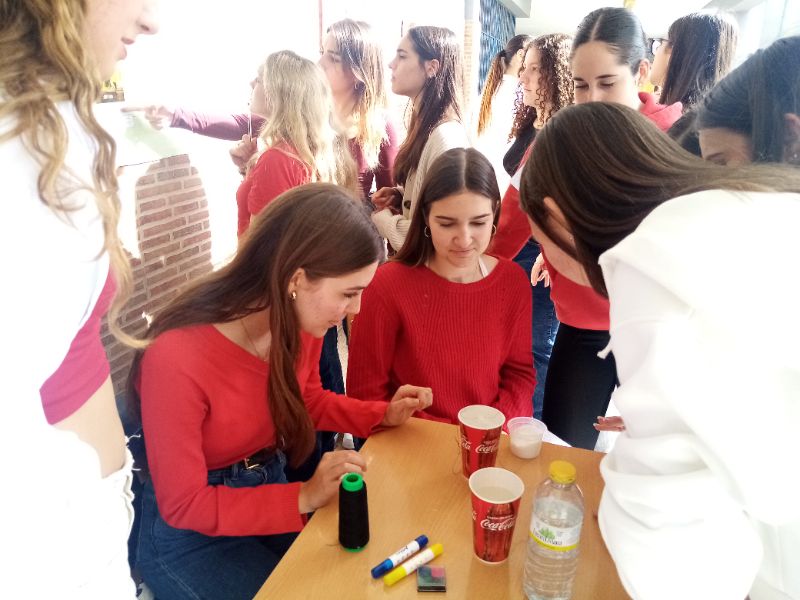 Yincana Niñas Mujeres Steam