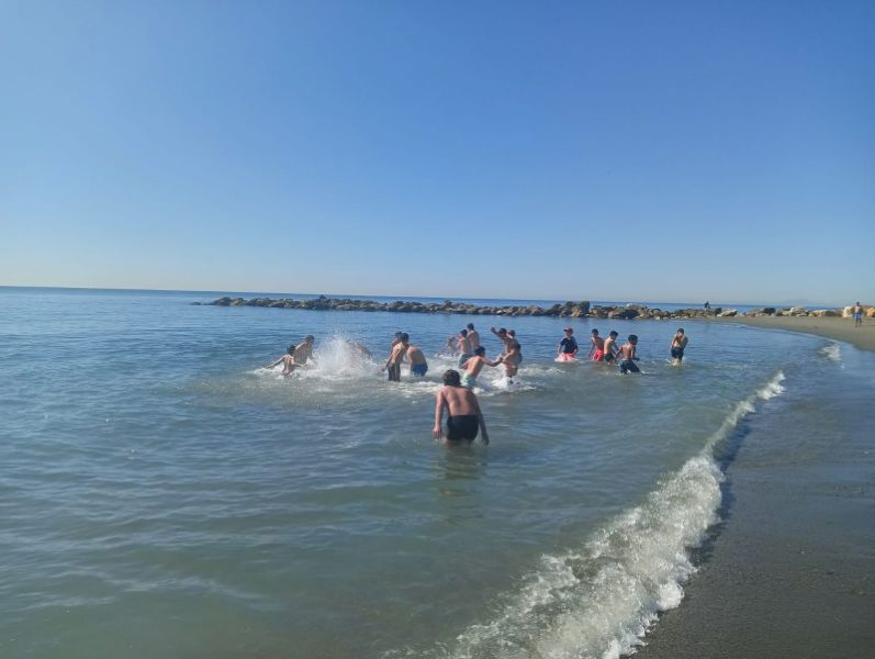 Ba4e72f6 aa80 4ec7 a8bf e1bc5fb702df