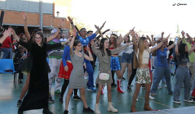 341124974 522586323206667 310189322862843982 n